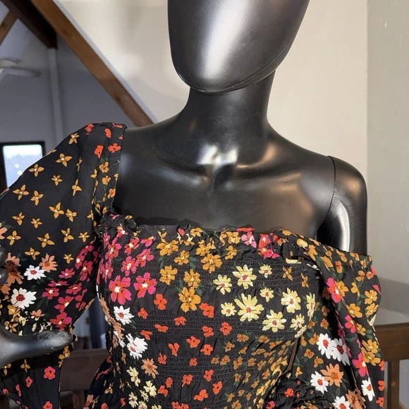 Patrons Of Peace Smocked Peasant Black Top Vibrant Flower Tiered Bell Sleeves XS - Picture 6 of 10